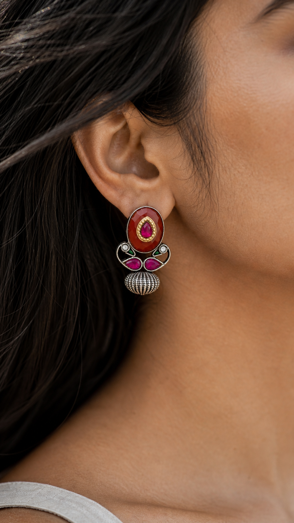 SILVER OXIDISED RED & WHTE STONE EARRINGS