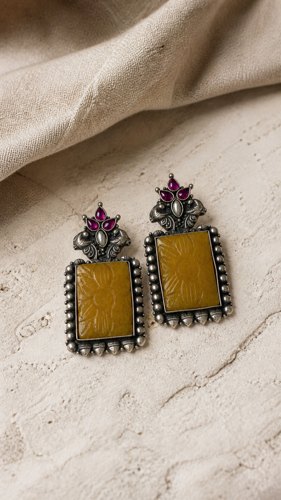 SILVER OXIDISED STONE EARRINGS