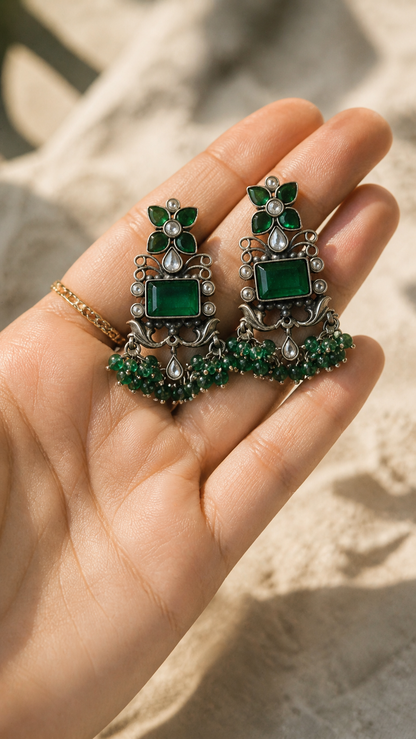 SILVER OXIDISED GREEN STONE EARINGS