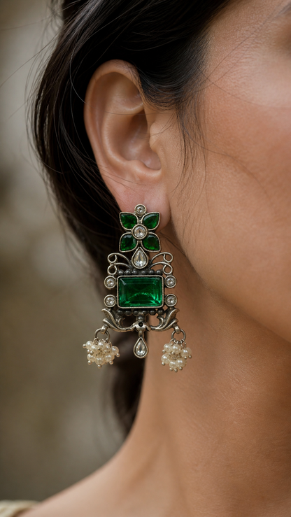 SILVER OXIDISED GREEN STONE EARINGS